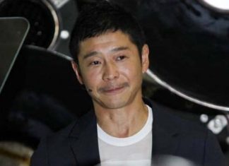 ചന്ദ്രനില് കറങ്ങാന് ഗേള്ഫ്രണ്ടിനെ തിരഞ്ഞ് അപേക്ഷകള് ക്ഷണിച്ച ജാപ്പനീസ് കോടീശ്വരന്!