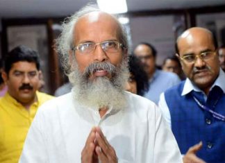 വന്ദേമാതരം ചൊല്ലാന് കഴിയാത്തവര്ക്ക് ഇന്ത്യയില് താമസിക്കാന് അവകാശമില്ല: കേന്ദ്രമന്ത്രി