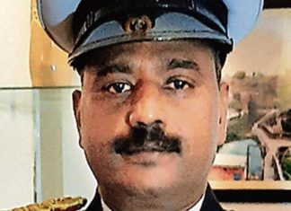 റിപ്പബ്ലിക്ക് പരേഡില് ഇത്തവണയും നാവിക സേന വാദ്യസംഘത്തെ നയിക്കുന്നത് ഇദ്ദേഹമാണ്