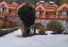 നേപ്പാളില് എട്ട് മലയാളി വിനോദ സഞ്ചാരികളെ മരിച്ച നിലയില് കണ്ടെത്തി