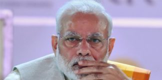 เดฎเตเดพโเดฆเดฟ เดโเดจเตเดจเต เดเตเตฝโเดเตเดโเดคเตเดคโเดฏเดฟโเตฝ, เดตเดฟโเดฎเดพโเดจโเดคเตเดคเดพโเดตโเดณเด เดตโเดณโเดฏเดพเดจเตโ เดชเตเดฐเดคเดฟเดทเตเดงเดเตเดเดพเดฐเตโ