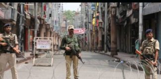 തീവ്രവാദികൾക്കൊപ്പം കാറിൽ: കശ്മീരിൽ ഉന്നത പൊലീസ് ഉദ്യോഗസ്ഥൻ കസ്റ്റഡിയില്