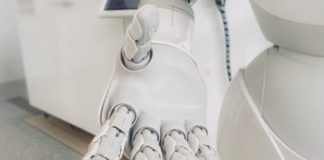 അര്ബുദ നിര്ണ്ണയത്തില് റേഡിയോളജിസ്റ്റിനെ മറികടന്ന് എഐ