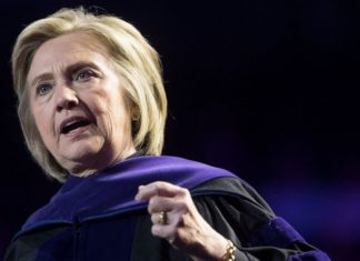 ഹിലറി ക്ലിന്റൻ ബെൽഫാസ്റ്റ് ക്യൂൻസ് യൂണിവേഴ്സിറ്റിയുടെ പുതിയ ചാൻസലർ