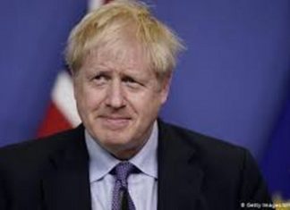 മൂന്നര വർഷത്തെ അനിശ്ചിതത്വങ്ങൾക്കു വിരാമമിട്ട് ബ്രക്സിറ്റ് യാഥാർഥ്യത്തിലേക്ക്; കരാറിൽ ഒപ്പുവച്ച് ബോറിസ് ജോൺസൺ