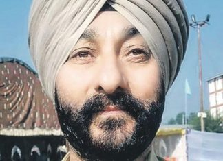 തീവ്രവാദികള്ക്കൊപ്പം പിടിയിലായ ഡി.എസ്.പി ദവീന്ദര് സിങിനതിരെ യു.എ.പി.എ ചുമത്തി എന്.ഐ.എ; തിങ്കളാഴ്ച കസ്റ്റഡിയിലെടുക്കും