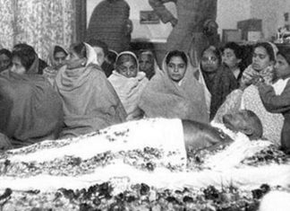 ഗാന്ധിസ്മൃതിയില് നിന്നും ഗാന്ധി വെടിയേറ്റു വീഴുന്ന ദൃശ്യങ്ങള് നീക്കം ചെയ്ത കേന്ദ്ര സര്ക്കാര് നടപടിക്കെതിരെ പ്രതിഷേധമുയരുന്നു