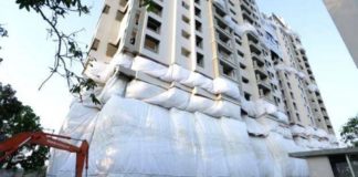 മരടില് ഫ്ളാറ്റ് പൊളിക്കുന്ന പ്രദേശങ്ങളില് ശനിയാഴ്ച രാവിലെ എട്ടുമുതല് വൈകിട്ട് നാലുവരെ നിരോധനാജ്ഞ