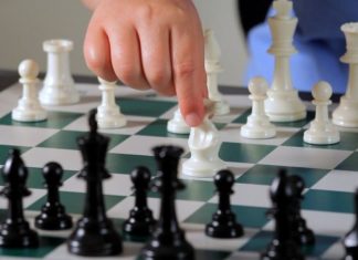 രാജ്യത്തെ ആദ്യ ചെസ് ടൂറിസത്തിന് തുടക്കം കുറിക്കാന് കേരളം ഒരുങ്ങുന്നു.