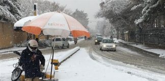 കനത്ത മഴയിലും മഞ്ഞുവീഴ്ചയിലും പാകിസ്താനിലും അഫ്ഗാനിസ്ഥാനിലും മരണം