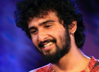 പ്രതിഫലം കൂട്ടി നൽകാതെ ഉല്ലാസം സിനിമ ഡബ് ചെയ്യില്ലെന്ന നിലപാടിൽ ഷെയിൻ