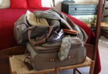 ബിസിനസ് ട്രിപ്പുകള്ക്ക് പോകുമ്പോള് ഈ കാര്യങ്ങള് കൂടെ കരുതണം