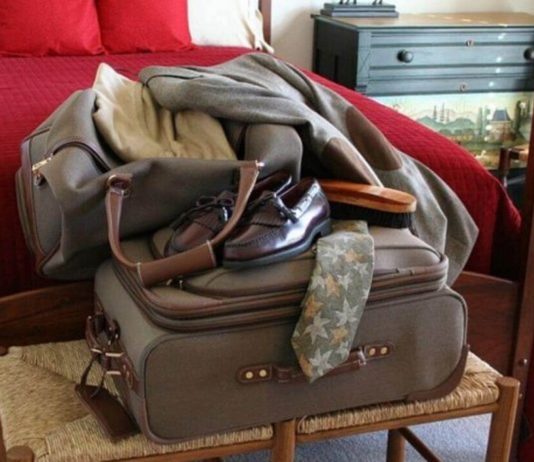 ബിസിനസ് ട്രിപ്പുകള്ക്ക് പോകുമ്പോള് ഈ കാര്യങ്ങള് കൂടെ കരുതണം