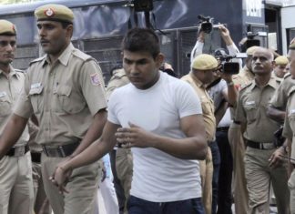 തനിക്ക് മാനസിക പ്രശ്നങ്ങള് ഉണ്ടെന്നും ചികിത്സ വേണമെന്നും ആവശ്യപ്പെട്ട് വിനയ് ശര്മ കോടതിയില്