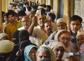 ഡല്ഹി നിയമ സഭയിലേയ്ക്കുള്ള വോട്ടെടുപ്പ് പുരോഗമിക്കുന്നു; വൈകുന്നേരം നാല് മണി വരെ 43% പോളിംഗാണ് രേഖപ്പെടുത്തിയിരിക്കുന്നത്