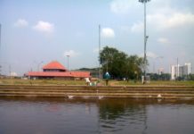 ശിവരാത്രിയോടനുബന്ധിച്ച് പിതൃതർപ്പണത്തിന് ഒരുങ്ങി ആലുവ മണപ്പുറം