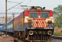 കൊവിഡ്; ട്രെയിന് യാത്രകള് നേരത്തെ ബുക്ക് ചെയ്തവര്ക്ക് ആശ്വാസവുമായി ഇന്ത്യന് റെയില്വെ