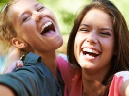 സന്തോഷിക്കാൻ ഇതാ ചില എളുപ്പ വഴികൾ