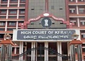 കേരള കര്ണാടക അതിര്ത്ത അടച്ച സംഭവത്തില് കേന്ദ്രസര്ക്കാരിനേയും കര്ണാടകയേയും രൂക്ഷമായി വിമര്ശിച്ച് ഹൈക്കോടതി