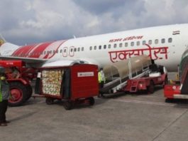 കേരളത്തില് നിന്നും തമിഴ്നാട്ടില് നിന്നുമുള്ള പച്ചക്കറിയും പഴങ്ങളുമായി എയര് ഇന്ത്യ എക്സ്പ്രസ് വിമാനങ്ങള് ഗള്ഫിലേക്ക്