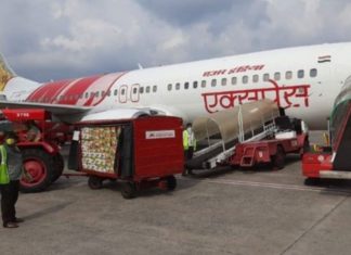 കേരളത്തില് നിന്നും തമിഴ്നാട്ടില് നിന്നുമുള്ള പച്ചക്കറിയും പഴങ്ങളുമായി എയര് ഇന്ത്യ എക്സ്പ്രസ് വിമാനങ്ങള് ഗള്ഫിലേക്ക്