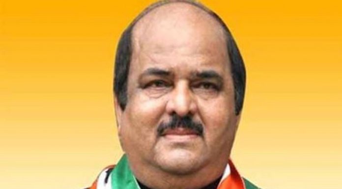 കോറോണ വൈറസ് ബാധിച്ച് ഗുജറാത്തിലെ മുതിർന്ന കോൺഗ്രസ് നേതാവ് മരിച്ചു