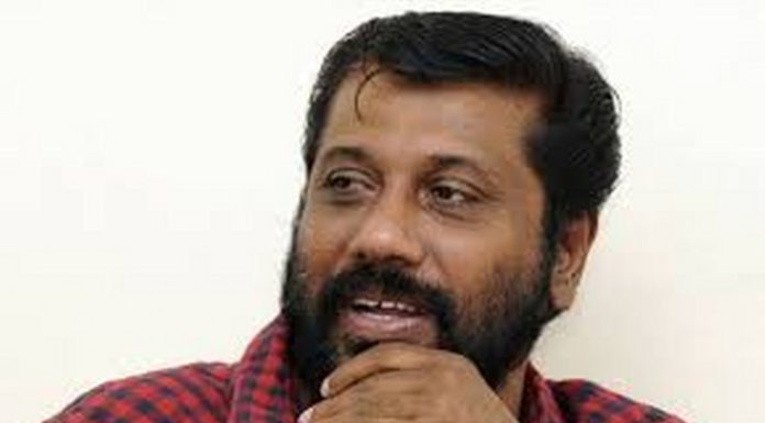 ചൈനയിൽ ഒരു പിണറായി വിജയനോ, ശൈലജ ടീച്ചറോ ഉണ്ടായിരുന്നെങ്കിൽ…