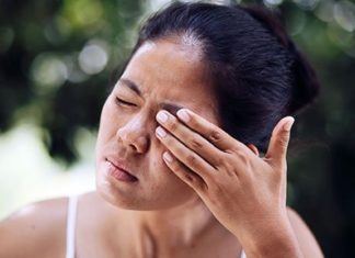 เดเดฃเตเดฃเต เดตเตเดฆเดจเดฏเตเดเตเดเต เดตเตเดเตเดเดฟเดฒเตโ เดคเดจเตเดจเต เดชเดฐเดฟเดนเดพเดฐเด