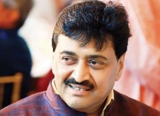 മഹാരാഷ്ട്ര മുന് മുഖ്യമന്ത്രിയും പൊതുമരാമത്ത് മന്ത്രിയുമായ അശോക് ചവാന് കോവിഡ് സ്ഥിരീകരിച്ചു