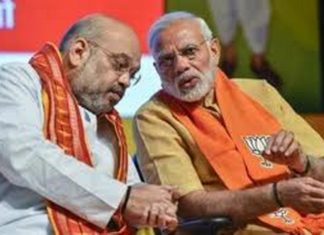 സ്വന്തം സംസ്ഥാനത്ത് കൊവിഡ് 19 പ്രതിരോധങ്ങള് എങ്ങനെയാണ് നടക്കുന്നതെന്ന് പ്രധാനമന്ത്രിയും അമിത് ഷായും അറിയുന്നുണ്ടോയെന്ന് കോണ്ഗ്രസ്