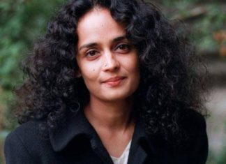 കോവിഡിനെ നേരിടുന്നതിൽ പ്രധാനമന്ത്രി നരേന്ദ്രമോദി പൂർണ പരാജയമാണെന്ന് അരുന്ധതി റോയ്
