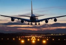 വിമാന കമ്പനികള്ക്ക് കനത്ത ആഘാതമേകി ഇന്ധന വില 48% വര്ദ്ധിച്ചു