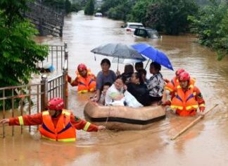 ചൈനയില് കനത്ത മഴ; നദികള് ക്രമാതീതമായി കരകവിഞ്ഞൊഴുകുന്നു, 1961 നു ശേഷം ഇതാദ്യം