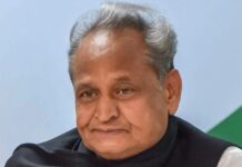സര്ക്കാരിനെ അട്ടിമറിക്കാനുള്ള ശ്രമങ്ങളിലാണ് ബിജെപി എന്ന് ആരോപിച്ച് പ്രധാനമന്ത്രിയ്ക്ക് അശോക് ഗെഹ്ലോട്ടിന്റെ കത്ത്