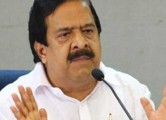 നിയമസഭാ സമ്മേളനം മാറ്റിവച്ചതിന് പിന്നിൽ രാഷ്ട്രീയ താല്പര്യം – രമേശ് ചെന്നിത്തല