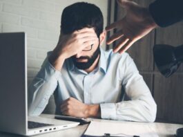 എങ്ങനെ ജോലിയിലെ സമ്മര്ദ്ദത്തെ നേരിടാം; ടെന്ഷനകറ്റി ജോലികള് ചെയ്ത് തീര്ക്കാന് ചില വഴികള്