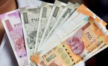 നിങ്ങൾ അക്കൌണ്ടിൽ നിന്ന് ഒരു വർഷം എത്ര രൂപ പിൻവലിച്ചു? ഈ പരിധി കഴിഞ്ഞാൽ നികുതി പിടിക്കും