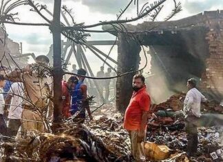 മെഴുകുതിരി നിർമാണ ശാലയിലുണ്ടായ സ്ഫോടനത്തിൽ 7 പേര് മരിച്ചു