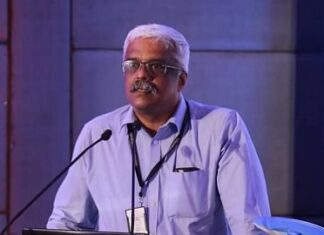 സ്വര്ണ്ണക്കടത്ത് കേസ്; എം. ശിവശങ്കറിന്റെ വസതിയില് പരിശോധന; സരിത് ശിവശങ്കറിനെ വിളിച്ചതിന് രേഖകള്