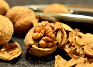 വാള്നട്ട് ഒരു പിടി രാവിലെ; ആയുര്ദൈര്ഘ്യം ഫലം