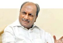 അഞ്ച് റഫാല് യുദ്ധ വിമാനങ്ങള് ഇന്ത്യയില് എത്തിയതിന് പിന്നാലെ പ്രതികരണവുമായി എ.കെ ആന്റണി