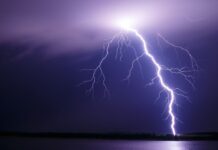 ബിഹാറിൽ മാത്രം കഴിഞ്ഞ പത്ത് ദിവസത്തിനിടെ ഇടിമിന്നലേറ്റ് മരിച്ചത് 147 പേർ