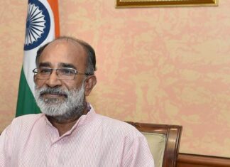കോവിഡ് മറച്ചുവച്ച് അമ്മയുടെ സംസ്കാരം നടത്തി; അൽഫോൺസ് കണ്ണന്താനത്തിനെതിരെ ഗുരുതര ആരോപണവുമായി ജോമോൻ പുത്തൻപുരയ്ക്കൽ