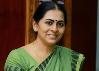 കൊച്ചി മേയര് സൗമിനി ജെയിന് സ്വയം നിരീക്ഷണത്തില് പോയി