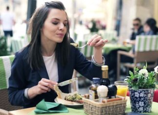 വണ്ണം കുറയ്ക്കാന് തയ്യാറെടുക്കുന്നവര് ജീവിതശൈലിയില് ഈ 3 മാറ്റങ്ങള് വരുത്തണം