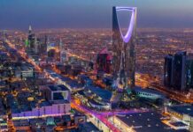 അടുത്ത വർഷം തുടക്കം മുതൽ ടൂറിസ്റ്റ് വിസ ഇഷ്യു ചെയ്യൽ പുനരാരംഭിക്കുമെന്ന് സൗദി ടൂറിസം മന്ത്രി