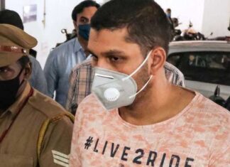 സ്വര്ണക്കടത്തിലെ കസ്റ്റംസ് കേസില് മുഖ്യപ്രതികളില് ഒരാളായ കെ.ടി റമീസിന് ജാമ്യം