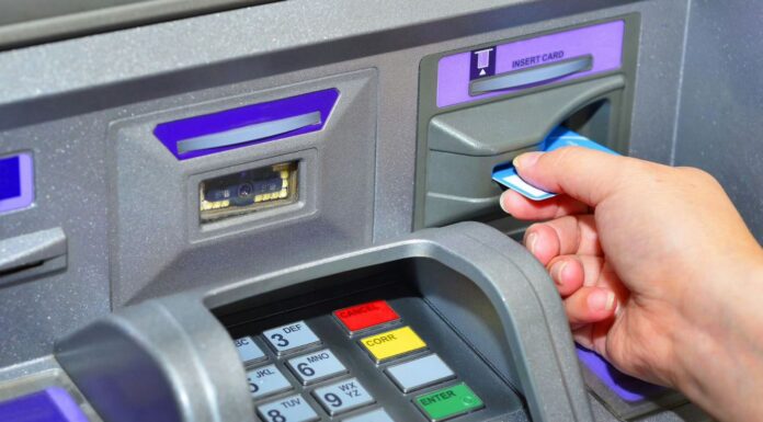 ഒടിപി ഉപയോഗിച്ച് എടിഎമ്മിൽനിന്ന് പണം പിൻവലിക്കാം; പുതിയ മാർഗ്ഗനിർദ്ദേശങ്ങൾ പ്രഖ്യാപിച്ച് എസ്ബിഐ