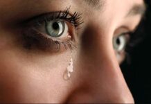 കരയുന്നത് കൊണ്ട് ഏറെ ഗുണം ഉണ്ടെന്ന് മാനസികാരോഗ്യ വിദഗ്ധർ