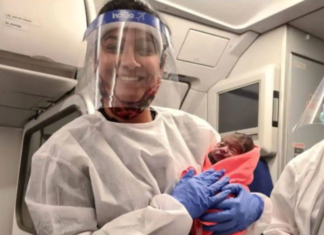 വിമാനയാത്രയ്ക്കിടെ യുവതി പ്രസവിച്ചു